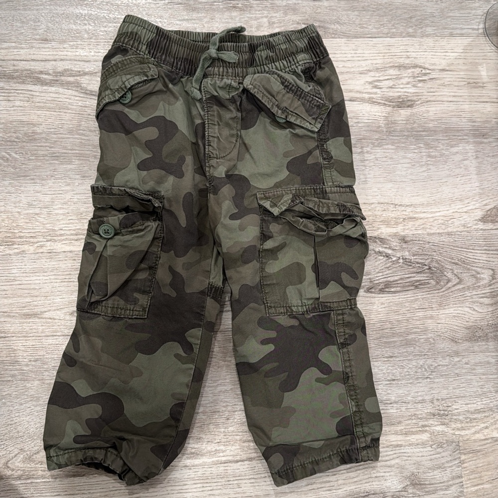 GAP Kids Green Camouflage Cargo Pants